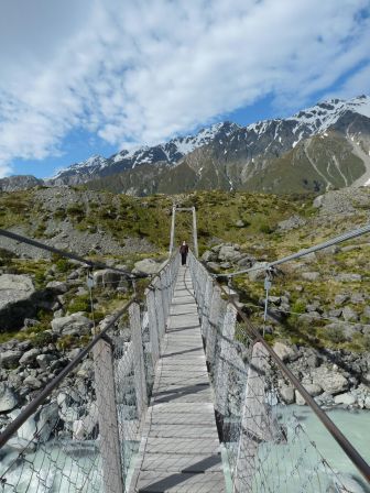 Un des 2 ponts suspendus pendant la balade vers le Mount Cook